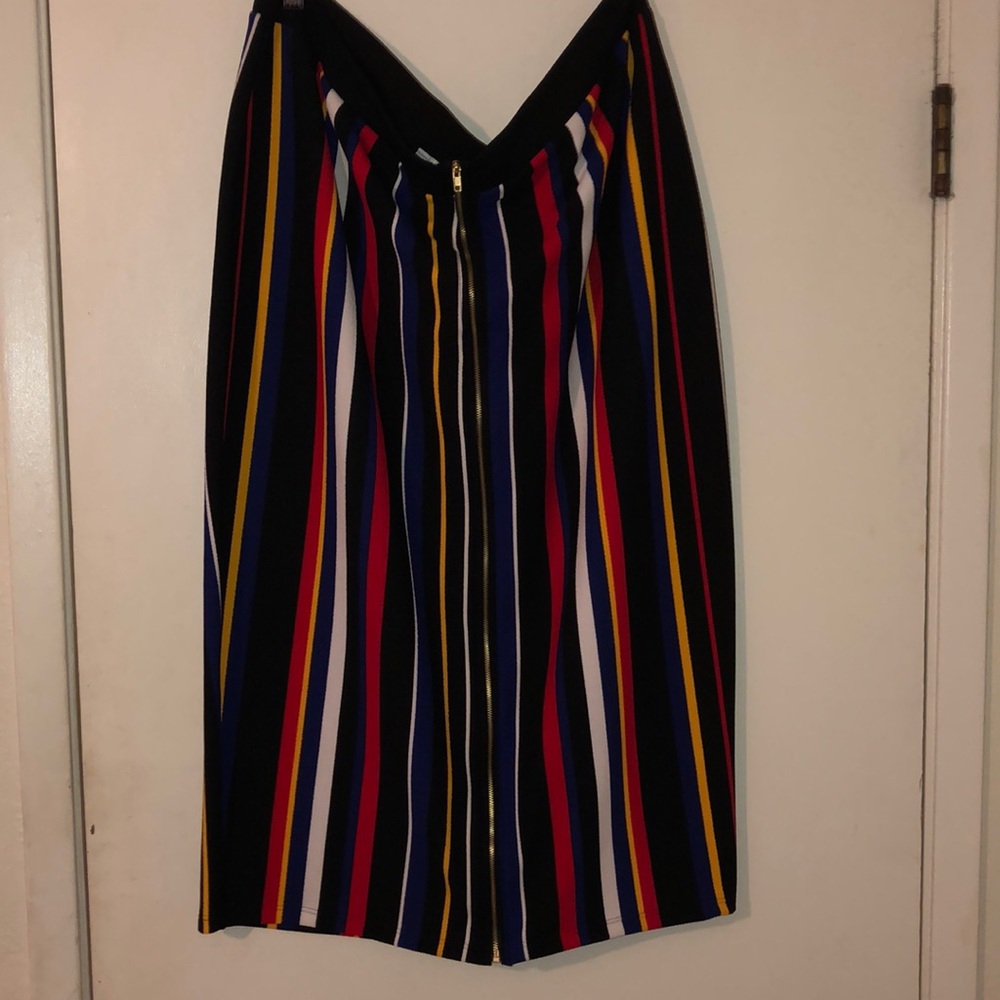 Striped pencil skirt